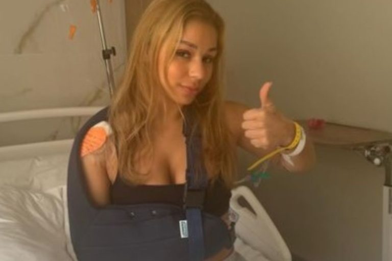 Musa do Tinder, Flavia Saraiva enfrenta desafio; confira. Imagem: Instagram